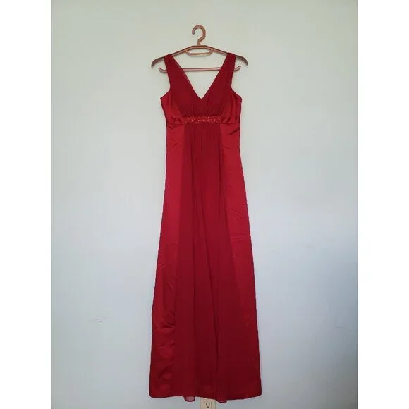 Davids Bridal Womens 2 Formal Maxi Dress Red V Neck Prom Bridesmaid D19352 - Picture 1 of 5